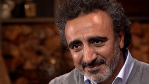 Chobani founder stands by hiring refugees
